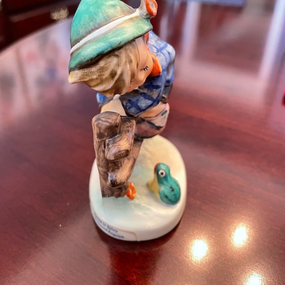 Vintage, Goebel M.J.Hummel, “Retreat to Safety”, 4inch, 201/2/0, #832, TMK 6 - Picture 10 of 10